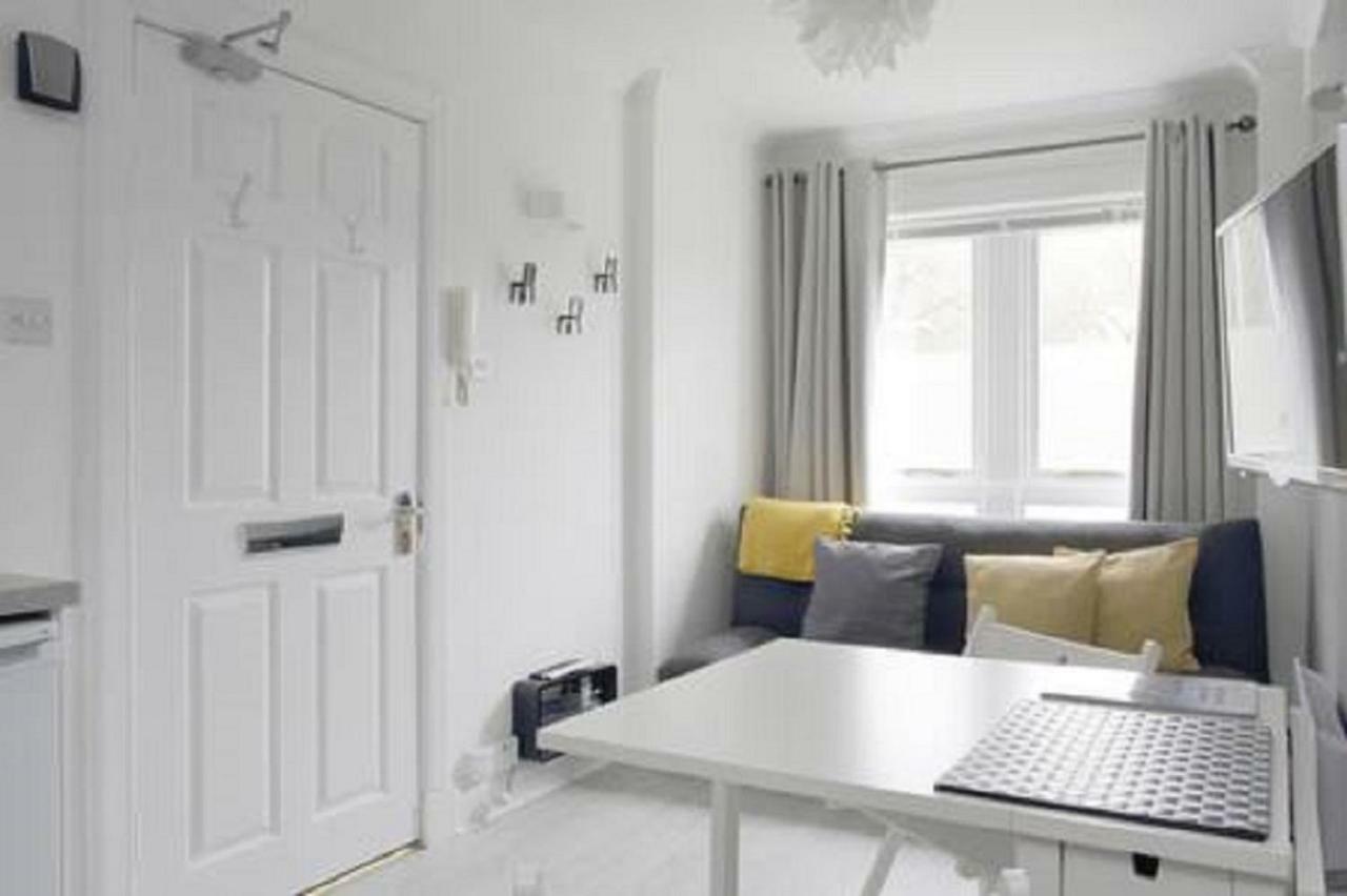Park View Studio Walking Distance To Royal Mile Leilighet Edinburgh Eksteriør bilde